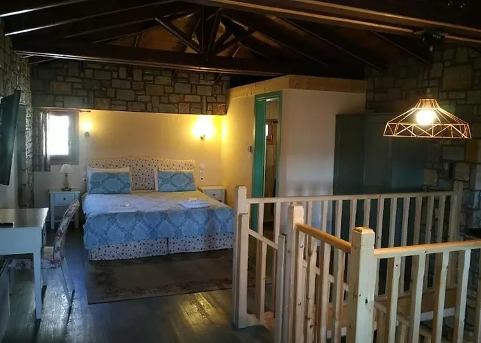 Gazde/Camere de închiriat Oreiades *